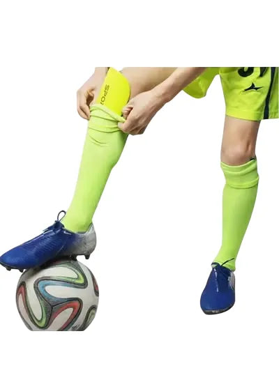 1pair Protective Soccer Shin Guards for Adults and Students - Reduce Injuries and Shock with Shin Pads for Football Training | Ideal for All Surfaces, Kids & Adults | Match-Ready | Includes Pump & Needles